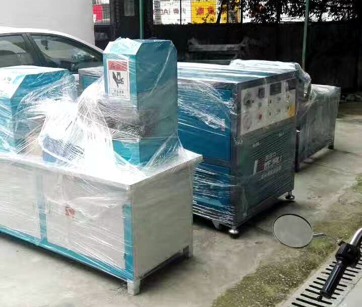 氣體膨脹致裂設(shè)備